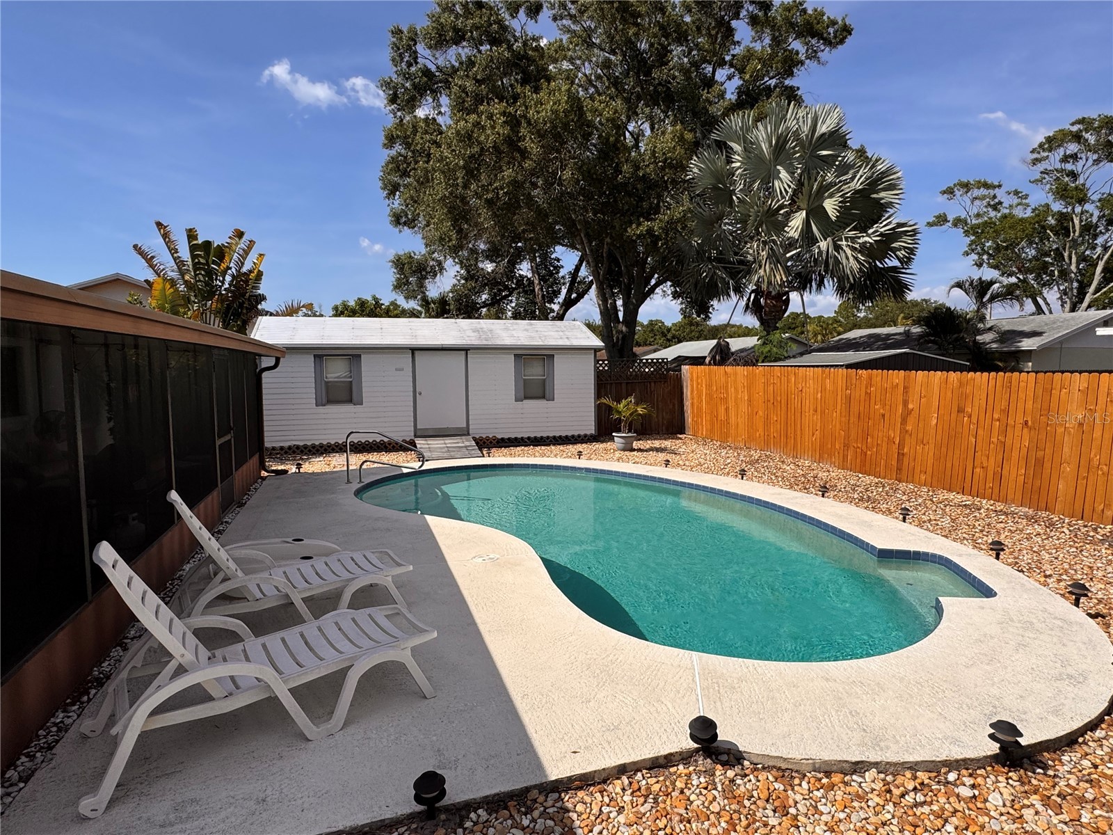 9289 92nd Way Seminole FL 33777 TB8516141 image25