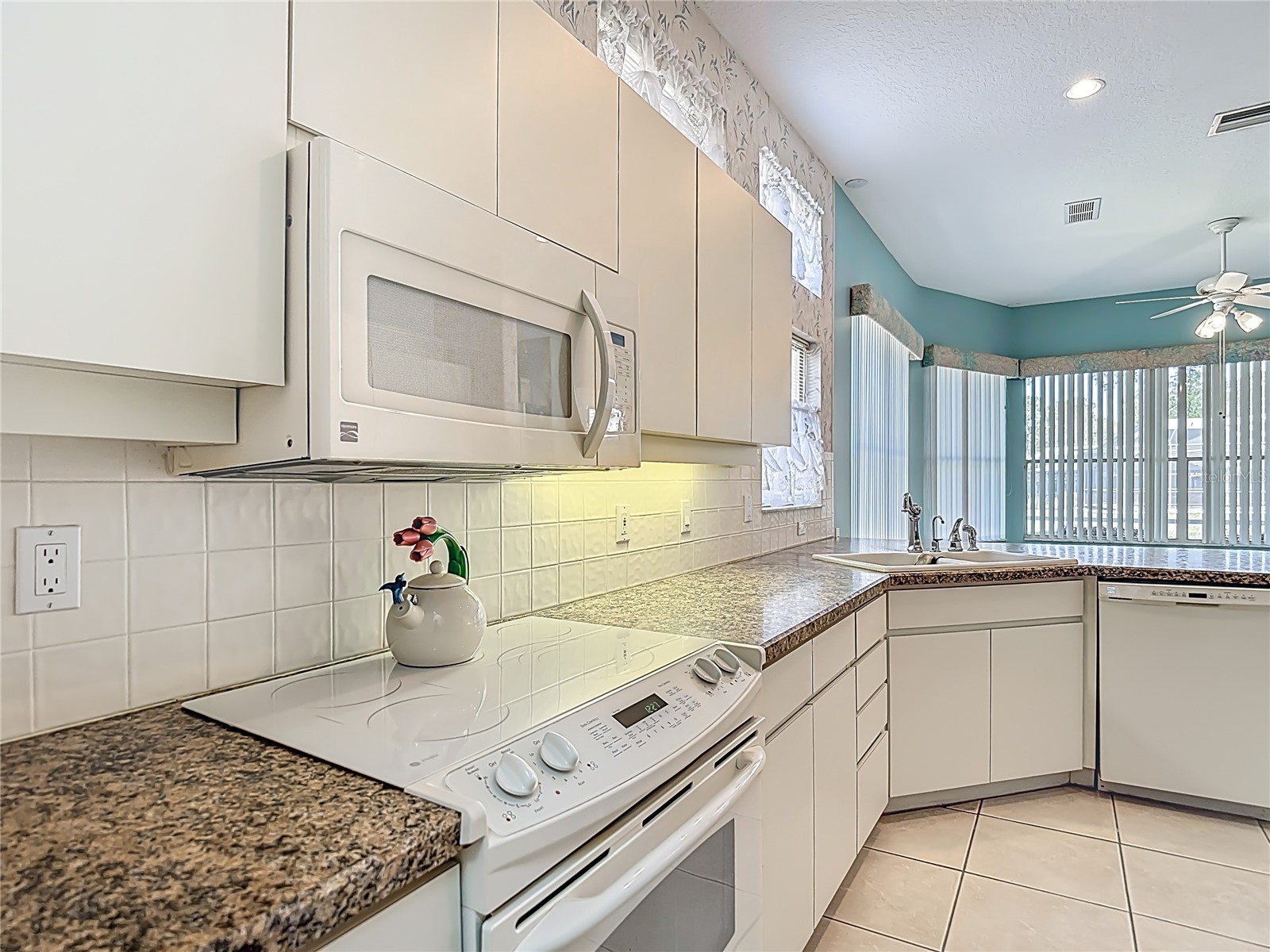 9289 Penelope Drive Weeki Wachee FL 34613 TB8498751 image9
