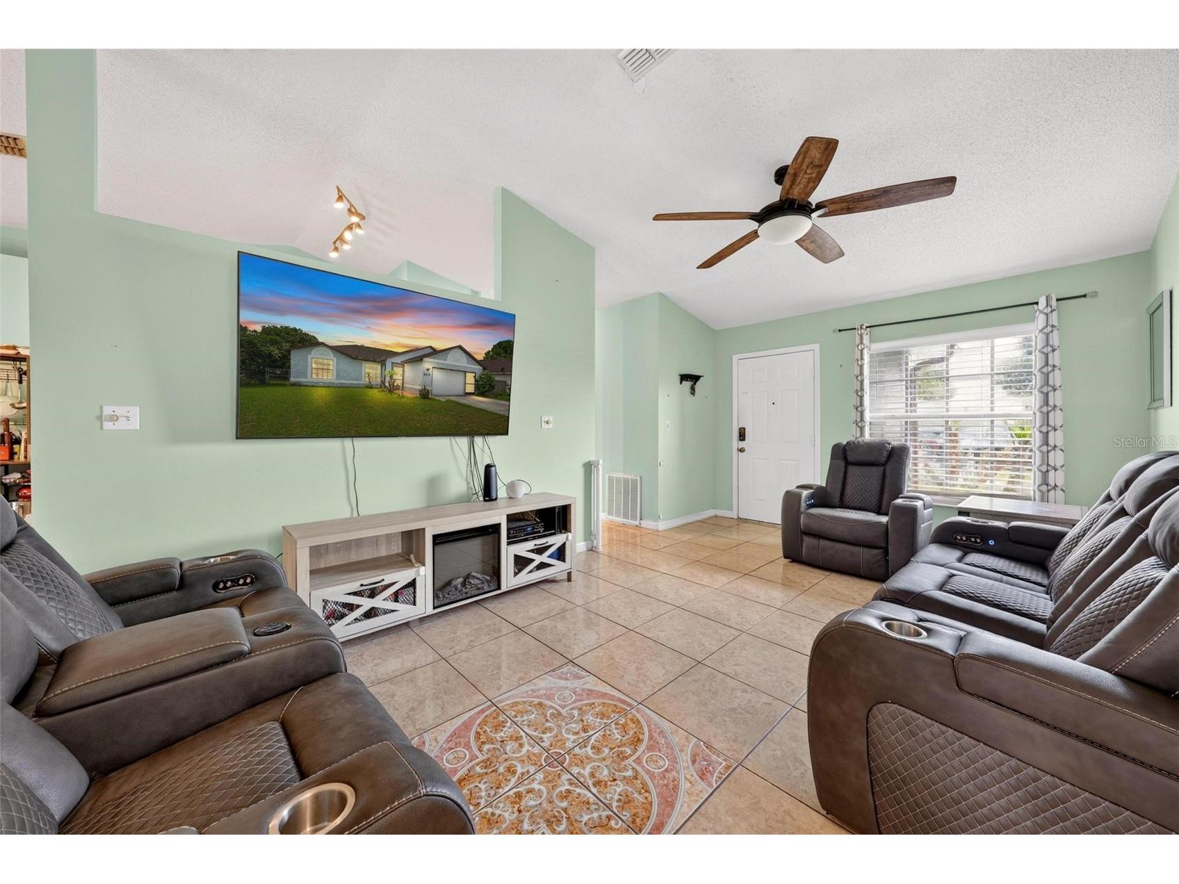 929 Albertville Court Kissimmee FL 34759 O6425347 image4