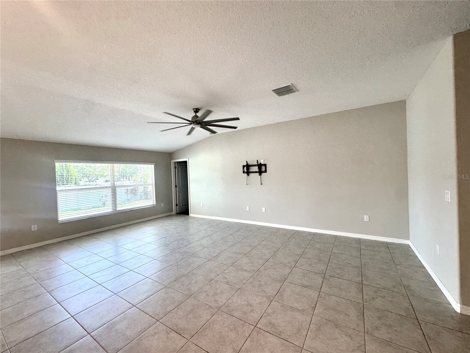 929 Anchor Bend Drive Ruskin FL 33570 TB8532597 image11