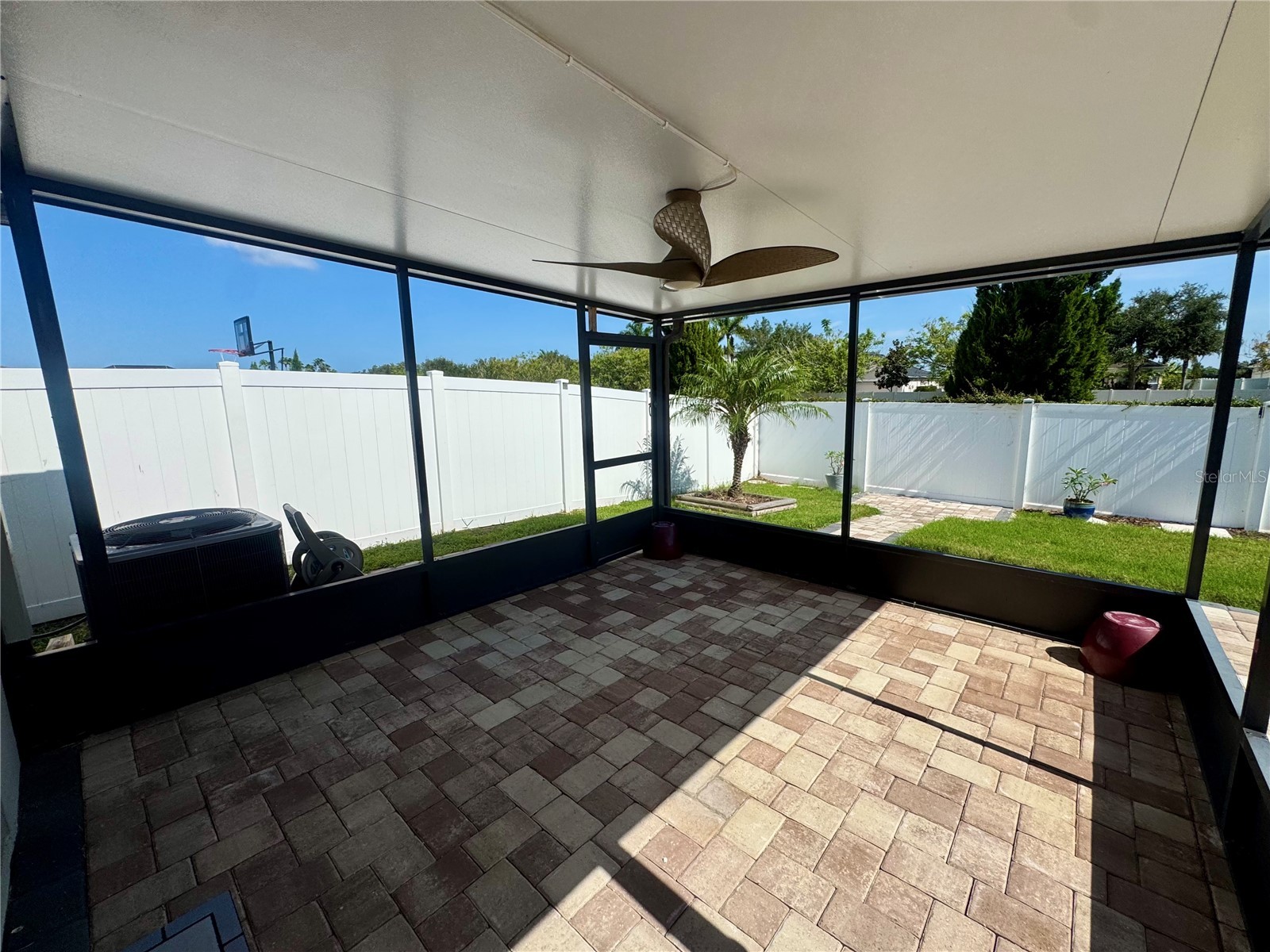 929 Anchor Bend Drive Ruskin FL 33570 TB8532597 image32