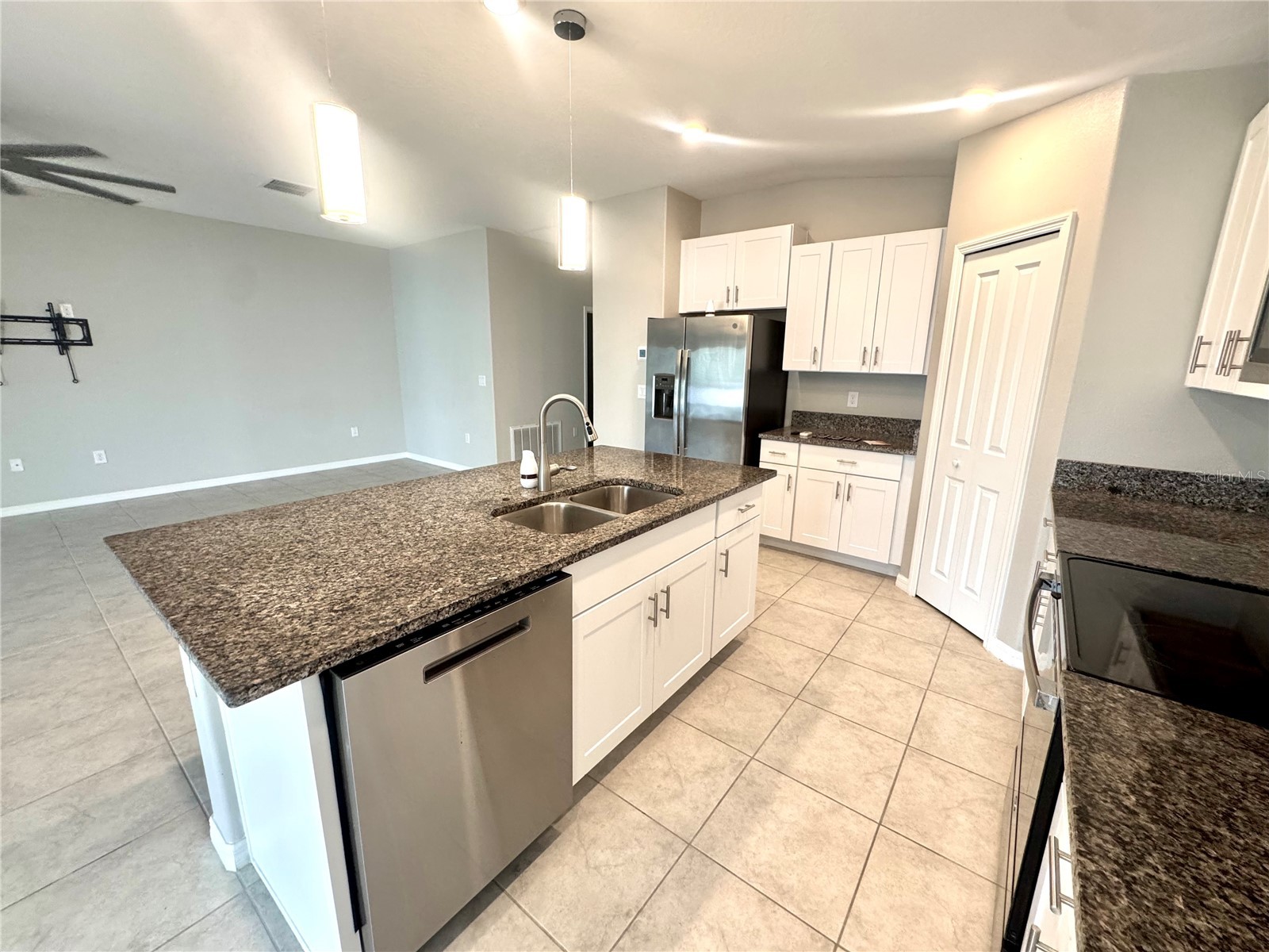 929 Anchor Bend Drive Ruskin FL 33570 TB8532597 image5