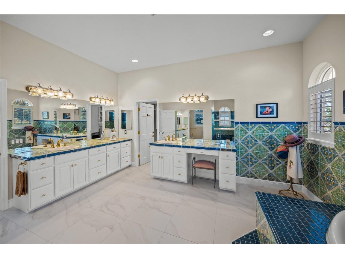 929 Casey Cove Drive Nokomis FL 34275 A4670193 image25