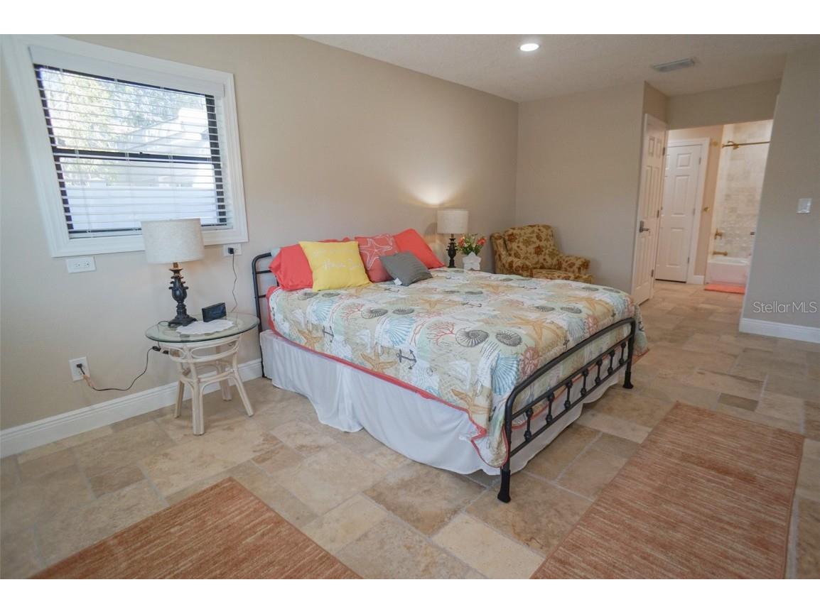 929 Lantana Avenue Clearwater Beach FL 33767 TB8450073 image12