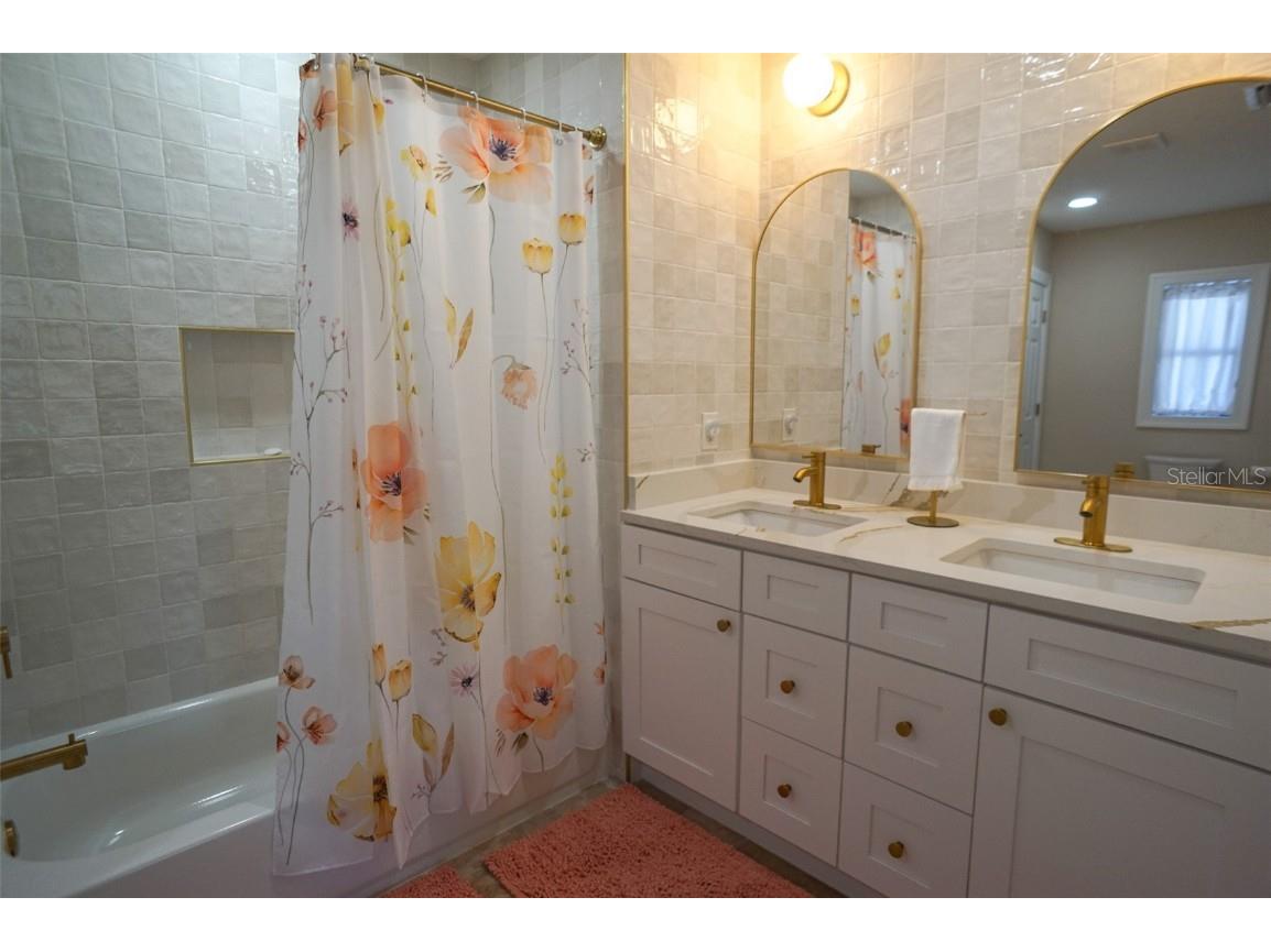 929 Lantana Avenue Clearwater Beach FL 33767 TB8450073 image13