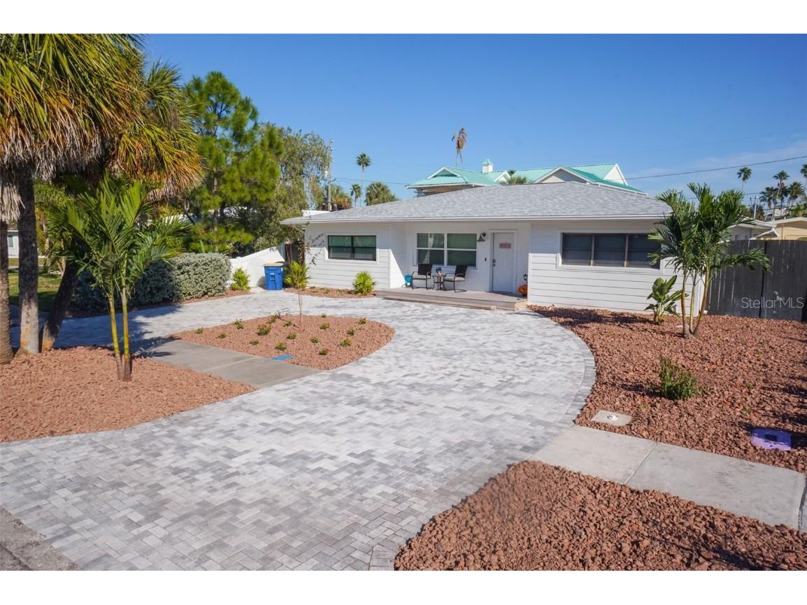 929 Lantana Avenue Clearwater Beach FL 33767 TB8450073 image40