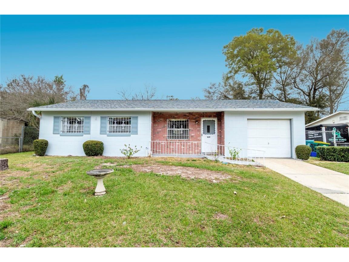 929 Longview Avenue Deland FL 32720 V4934654 image1