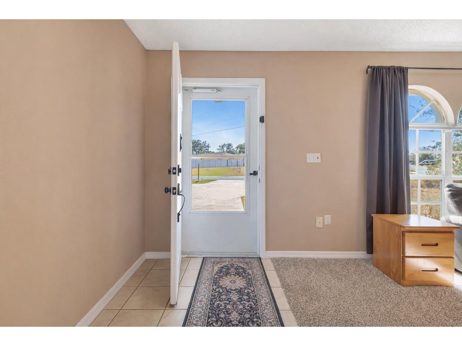 929 Louvre Court Kissimmee FL 34759 G5107624 image3