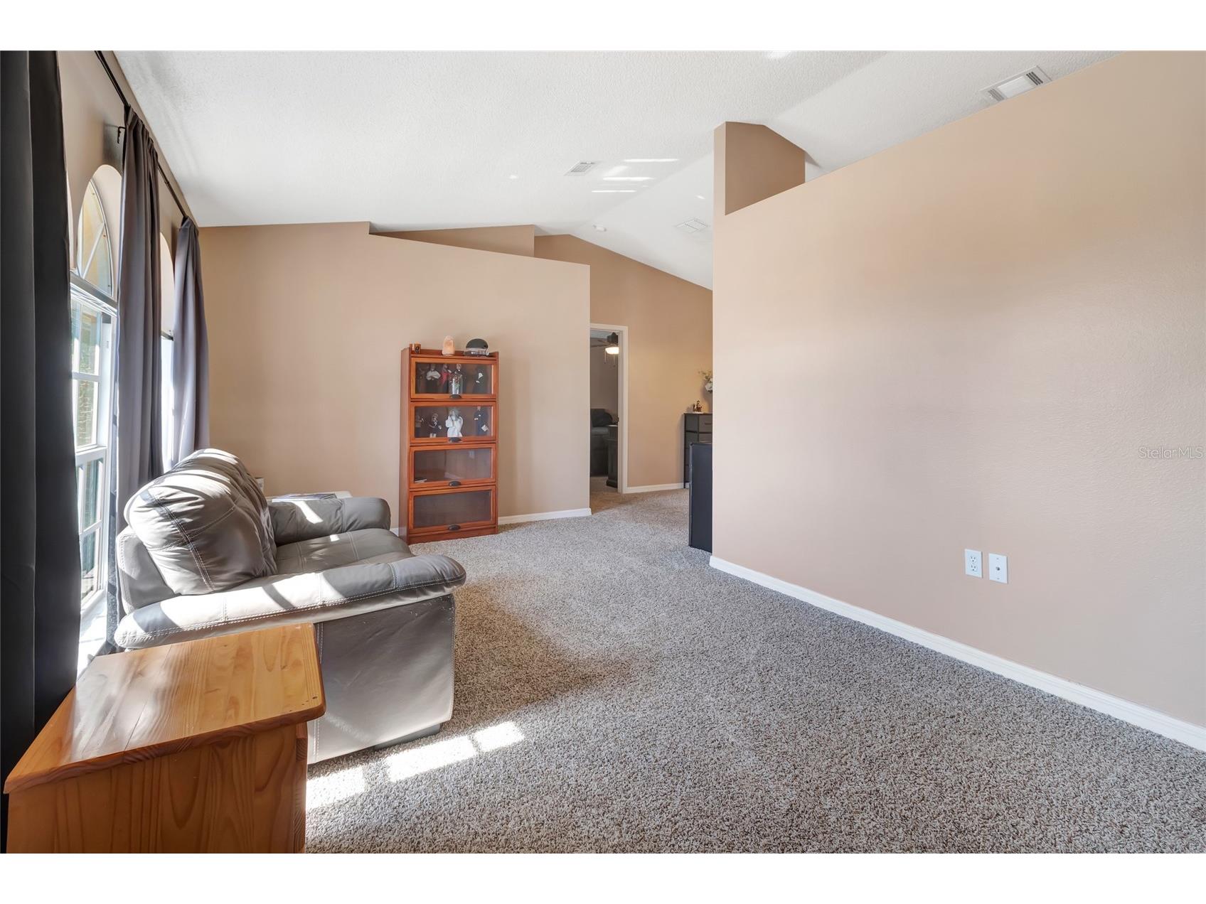 929 Louvre Court Kissimmee FL 34759 G5107624 image4