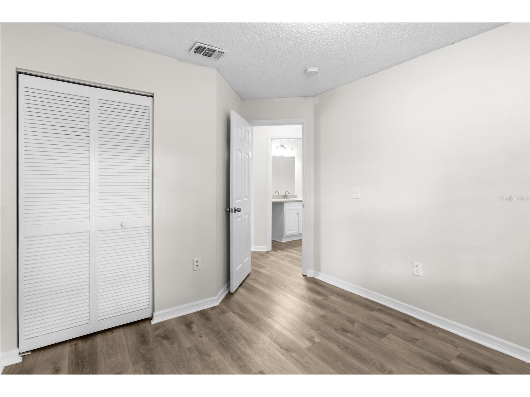 929 Sandywood Drive Brandon FL 33510 TB8518267 image16
