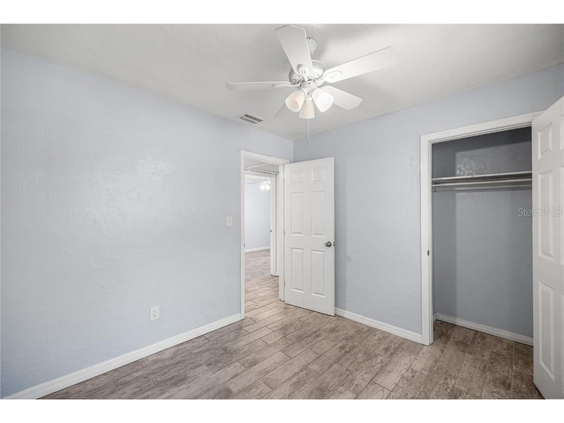 929 SE 9th Place Gainesville FL 32601 GC534266 image15