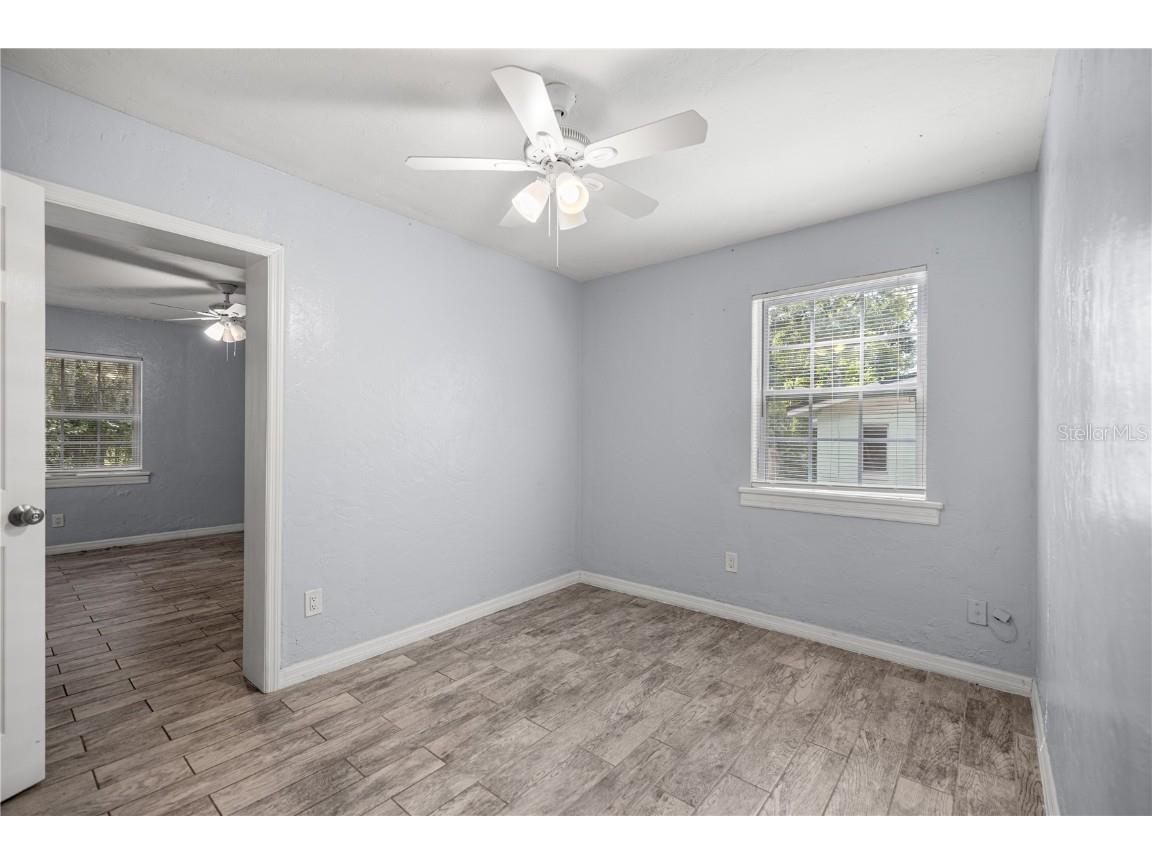 929 SE 9th Place Gainesville FL 32601 GC534266 image18