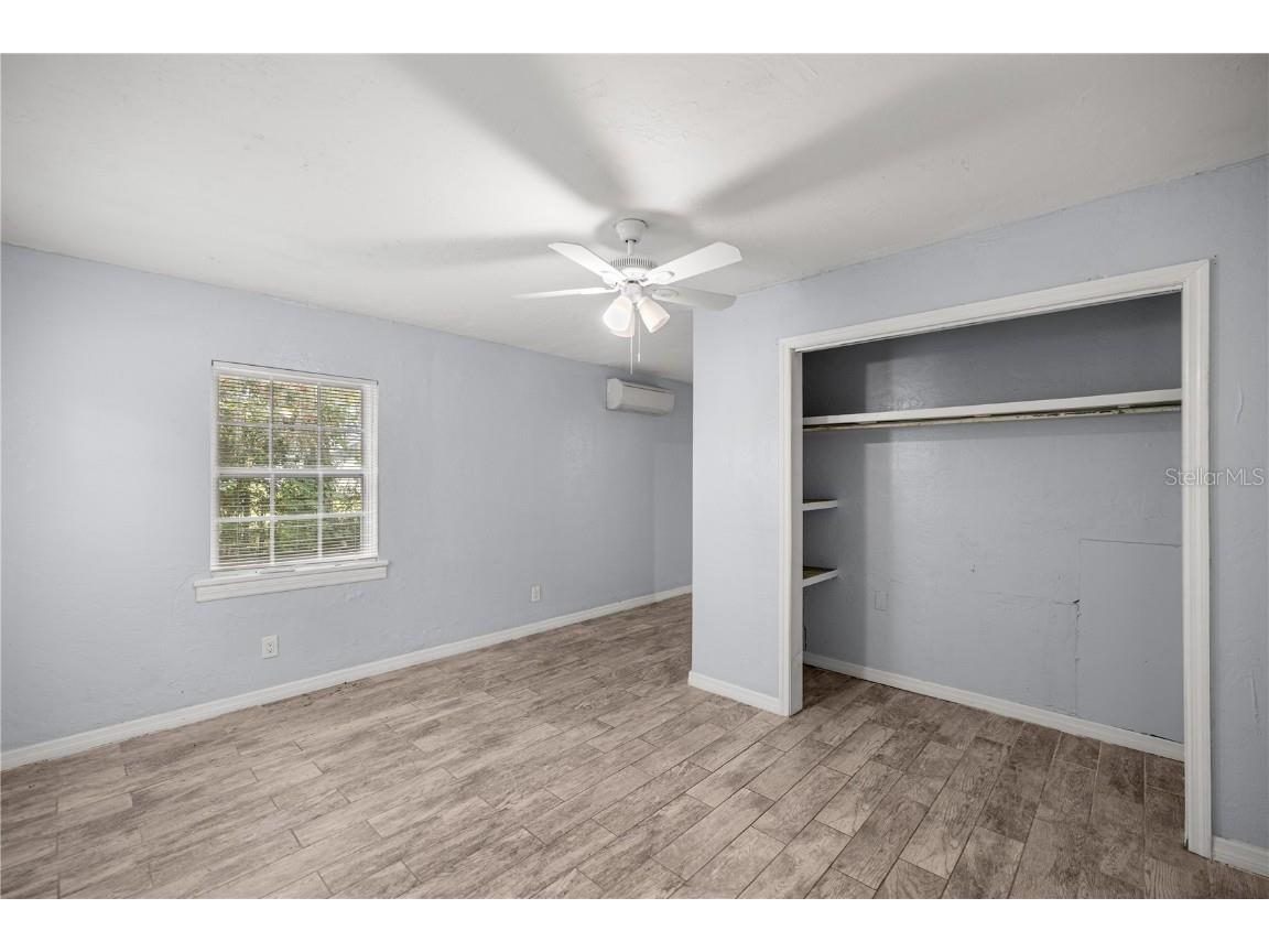 929 SE 9th Place Gainesville FL 32601 GC534266 image20