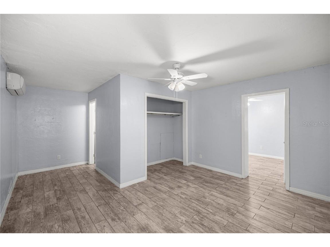 929 SE 9th Place Gainesville FL 32601 GC534266 image21