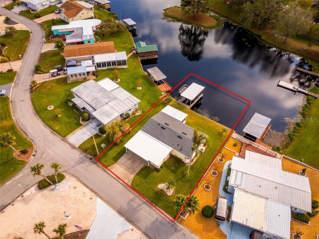 929 Sunset Circle Tavares FL 32778 - HARRIS CHAIN OF LAKES G5090690 image1