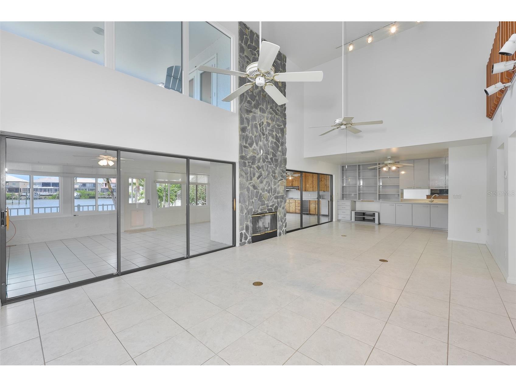 929 Symphony Isles Boulevard Apollo Beach FL 33572 TB8520052 image10
