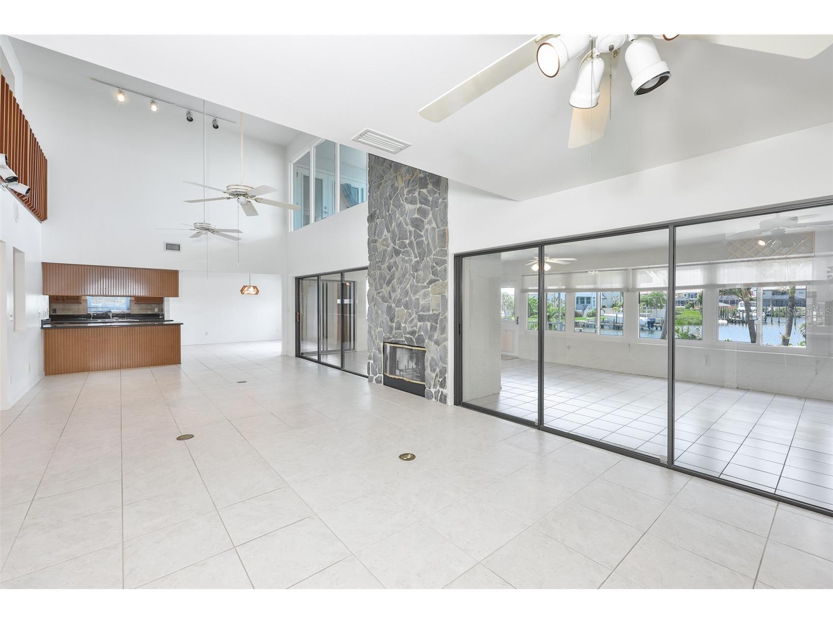 929 Symphony Isles Boulevard Apollo Beach FL 33572 TB8520052 image13