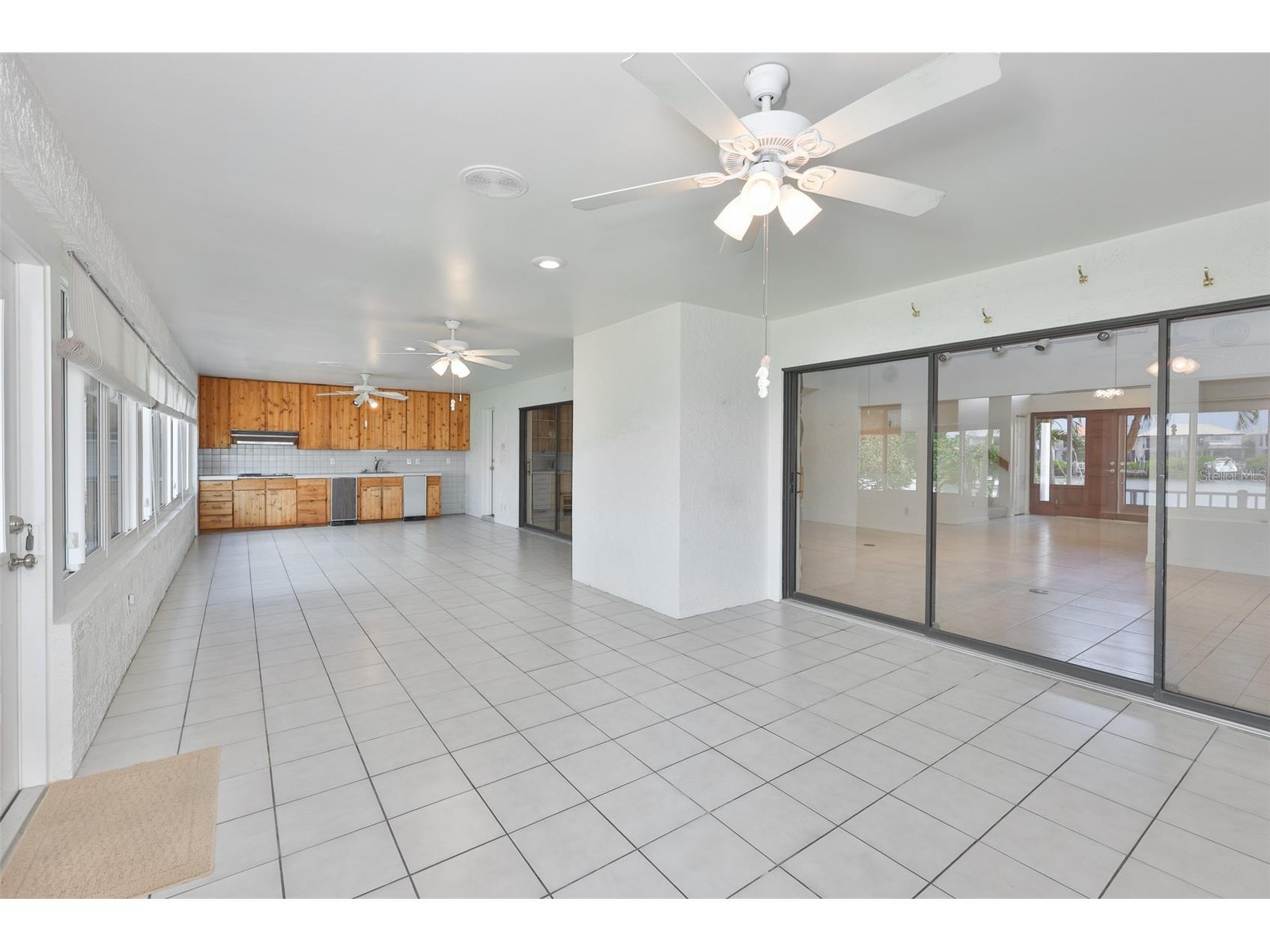 929 Symphony Isles Boulevard Apollo Beach FL 33572 TB8520052 image24