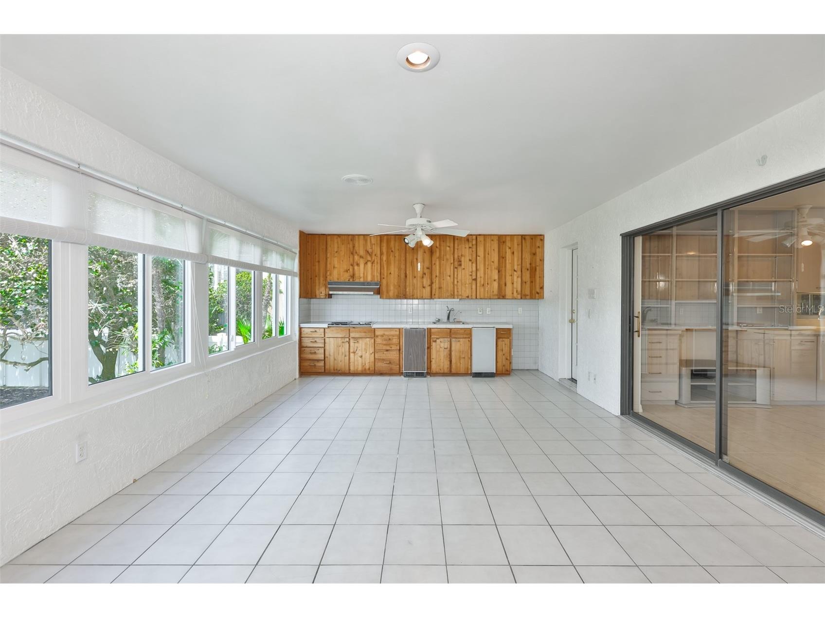 929 Symphony Isles Boulevard Apollo Beach FL 33572 TB8520052 image25