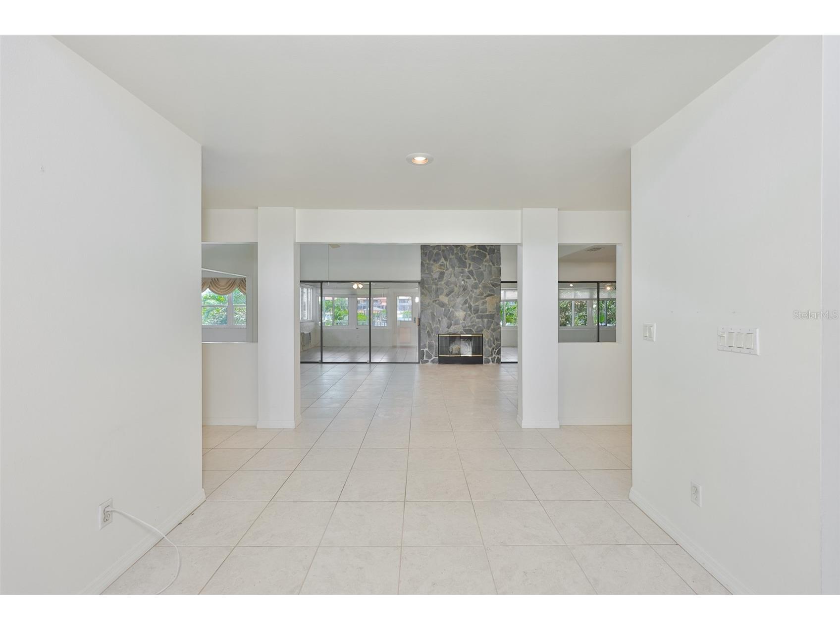 929 Symphony Isles Boulevard Apollo Beach FL 33572 TB8520052 image9