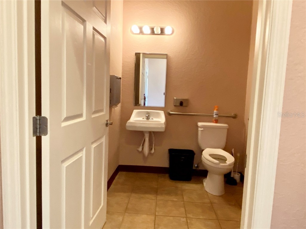 929 Us 27/441 #101 Lady Lake FL 32159 G5077435 image11