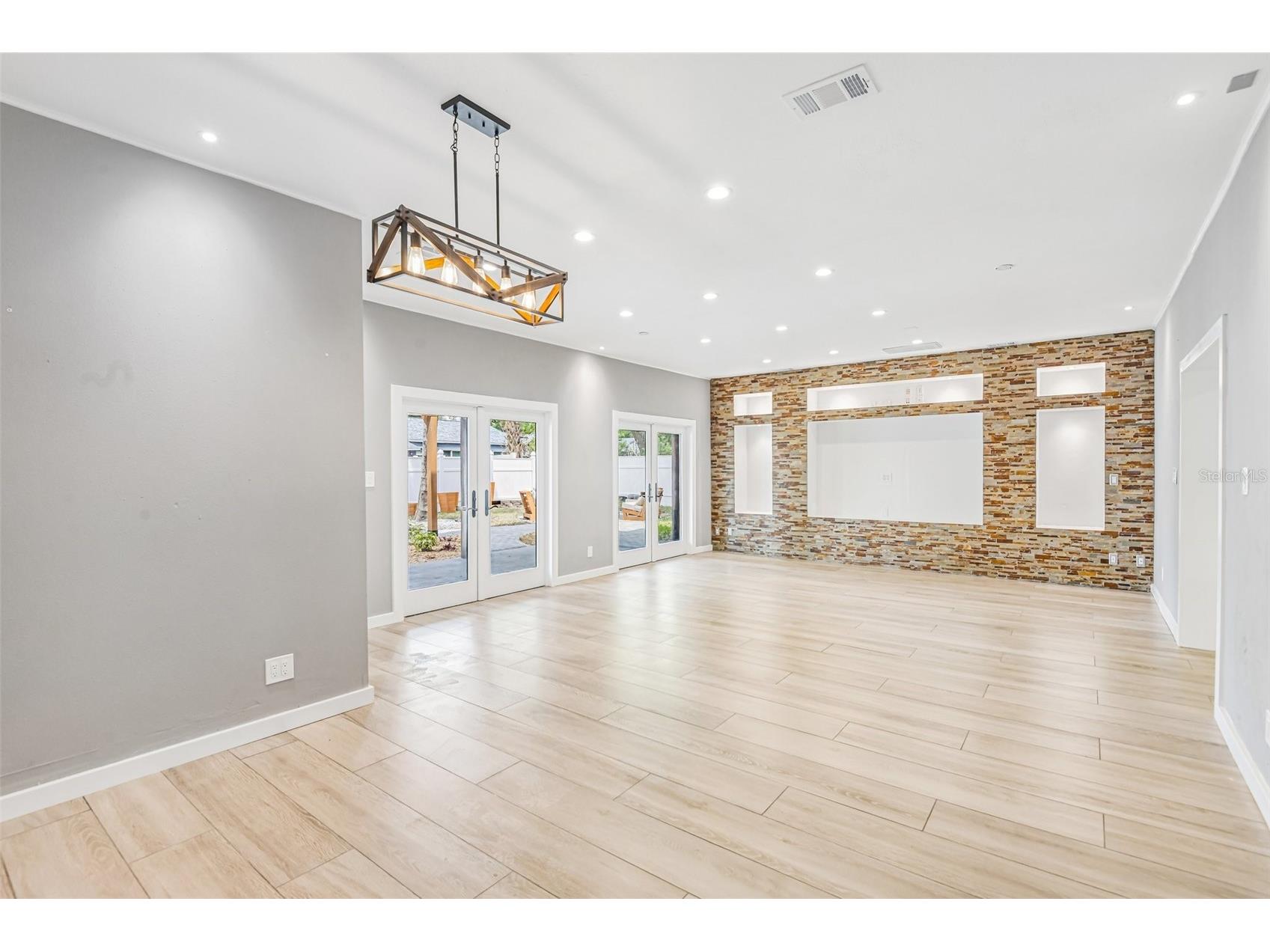929 W Beacon Avenue Tampa FL 33603 TB8508301 image11