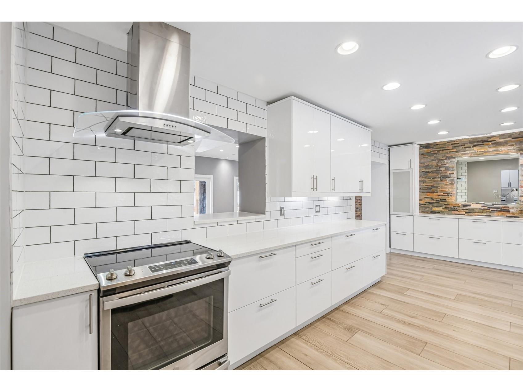 929 W Beacon Avenue Tampa FL 33603 TB8508301 image8