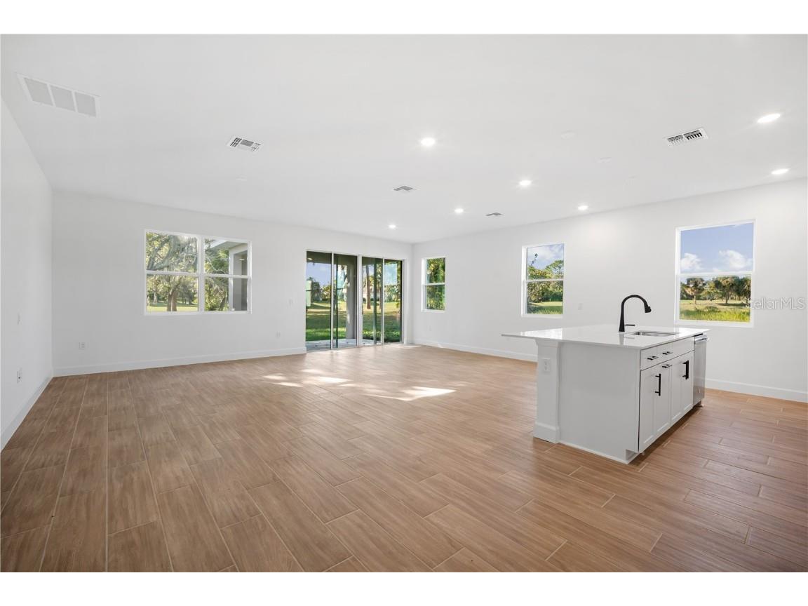 9293 Players Drive Weeki Wachee FL 34613 S5129649 image13