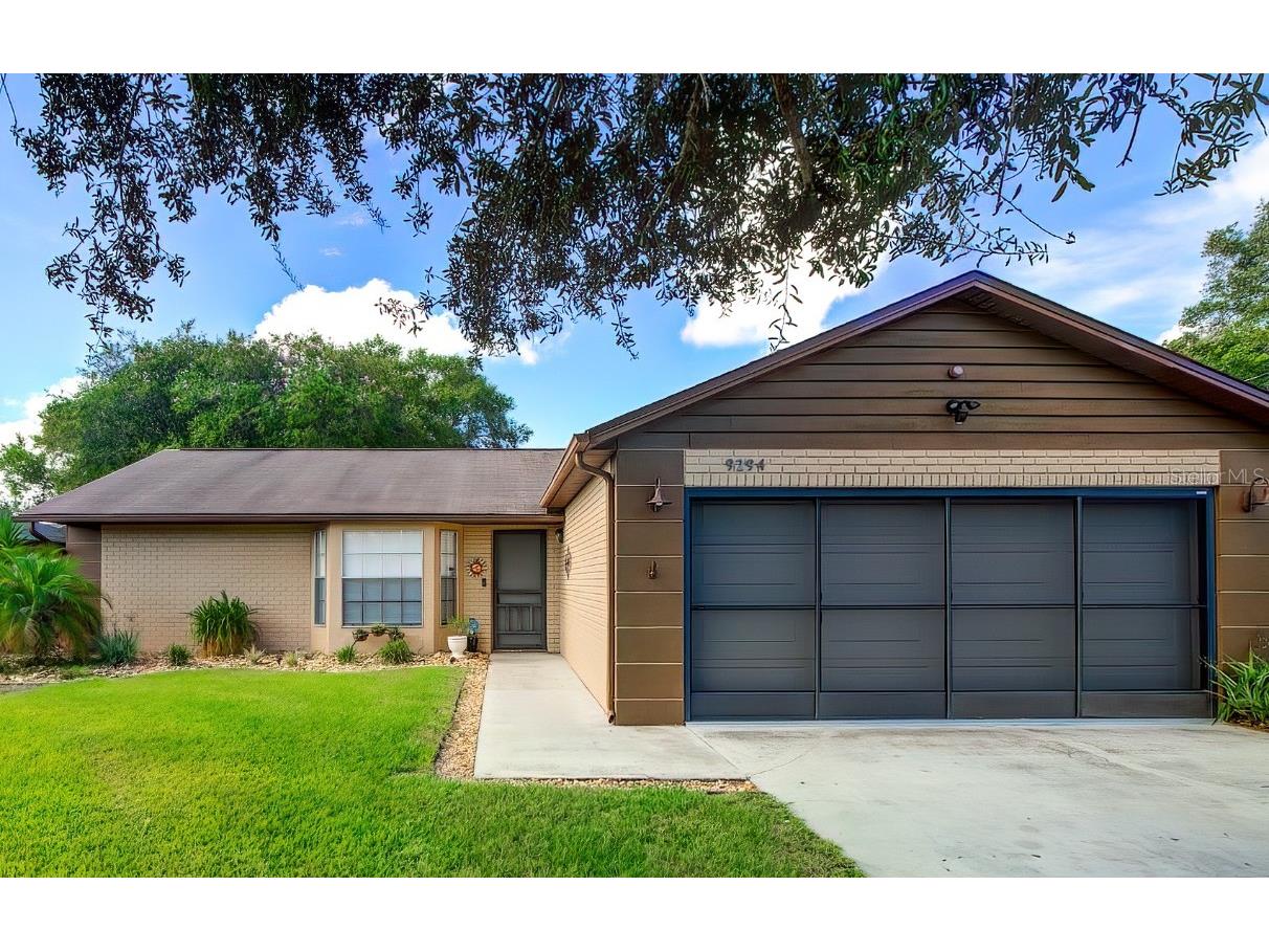 9294 Gerona Street Spring Hill FL 34608 W7857674 image1