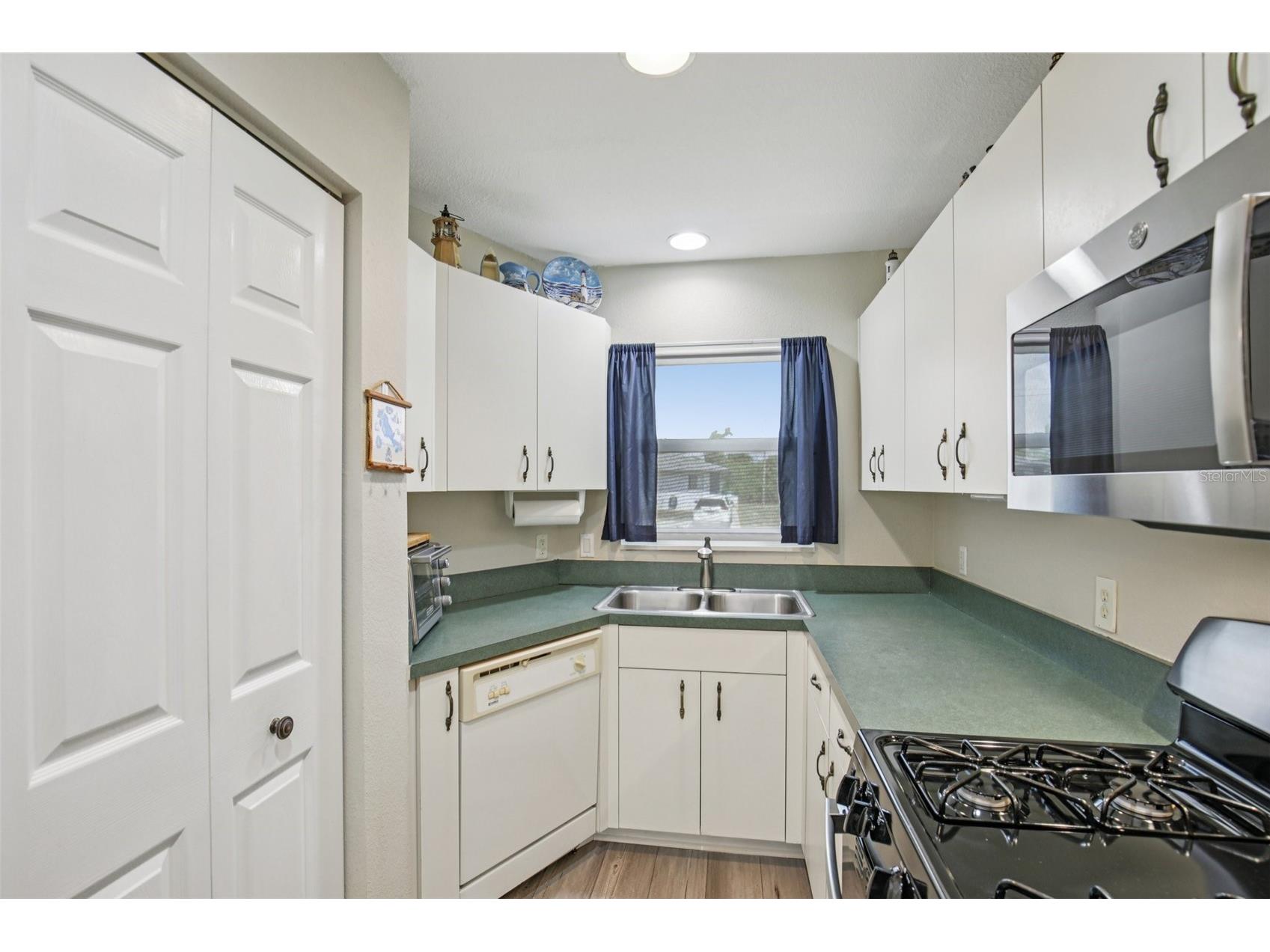 9297 Anita Avenue #A & B Englewood FL 34224 D6146486 image16
