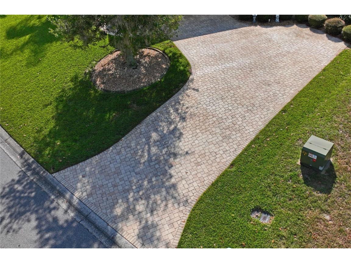 9298 Grand Cypress Drive Weeki Wachee FL 34613 W7880635 image75