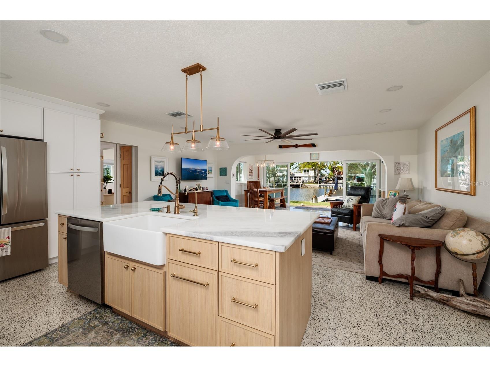 9298 Sun Isle Drive NE Saint Petersburg FL 33702 - GRAND CANAL - RIVIERA BAY TB8490371 image16