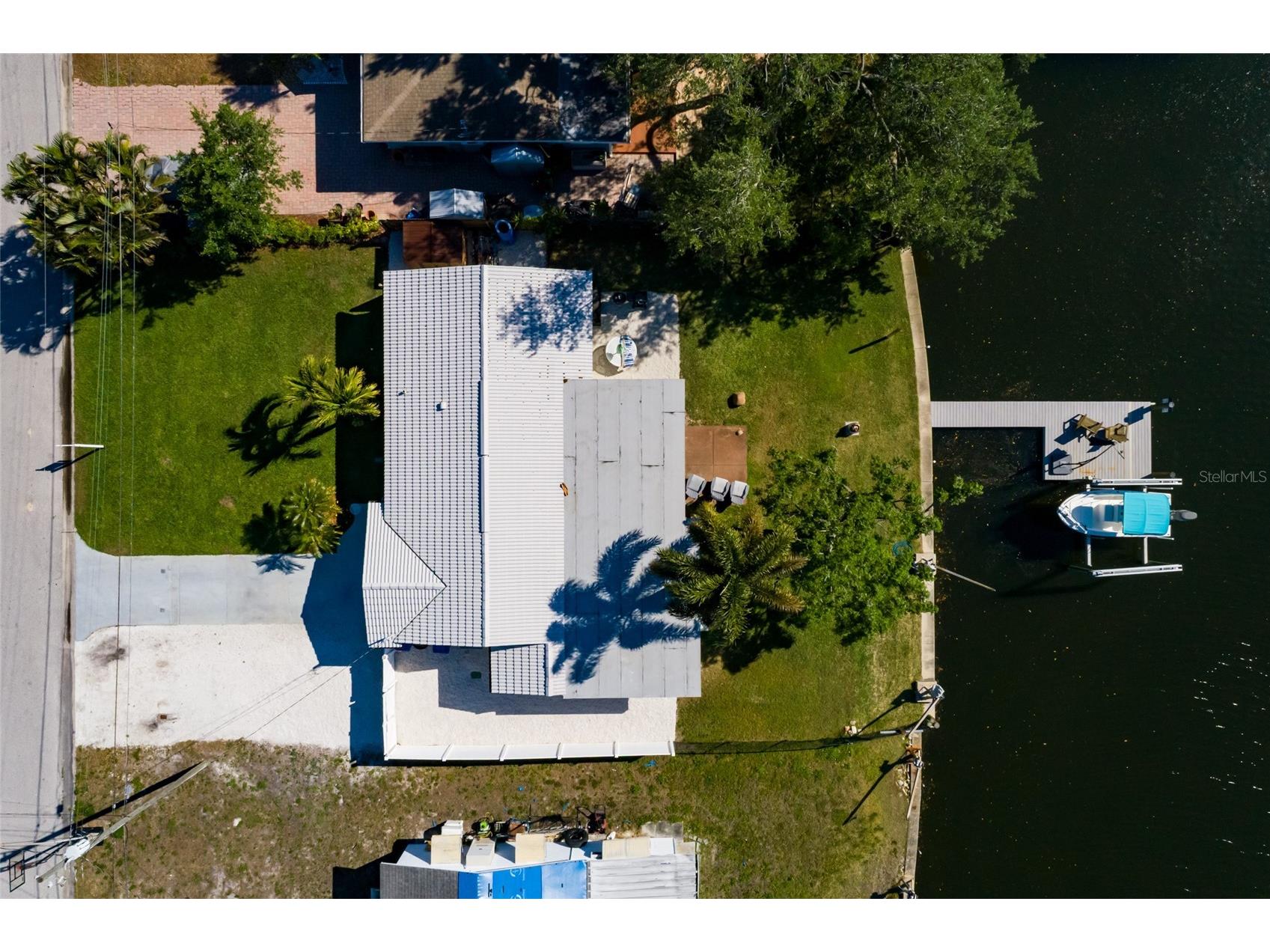9298 Sun Isle Drive NE Saint Petersburg FL 33702 - GRAND CANAL - RIVIERA BAY TB8490371 image26