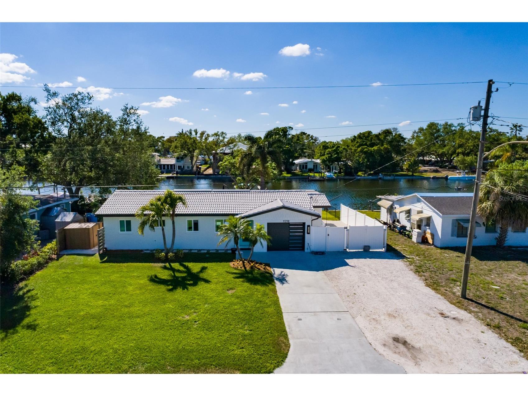 9298 Sun Isle Drive NE Saint Petersburg FL 33702 - GRAND CANAL - RIVIERA BAY TB8490371 image27