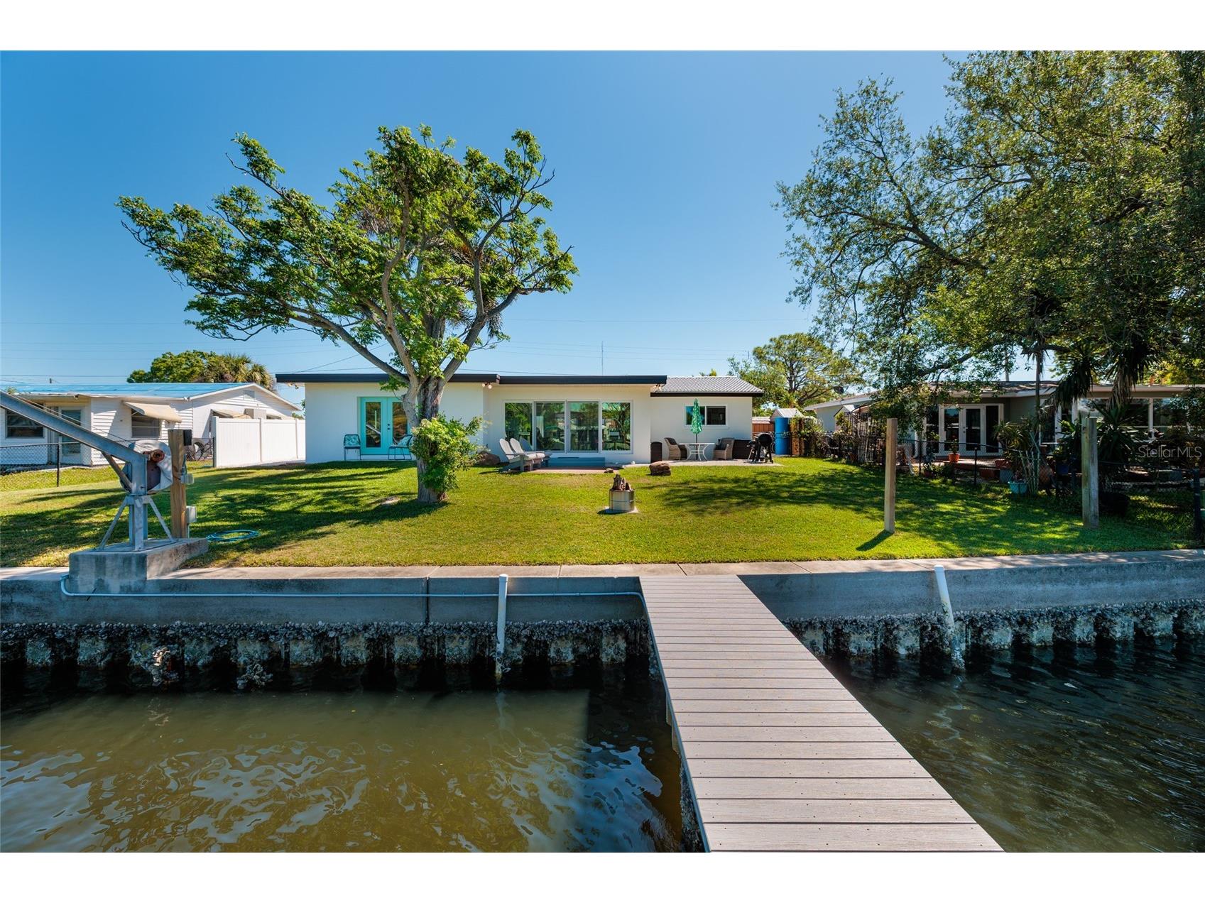 9298 Sun Isle Drive NE Saint Petersburg FL 33702 - GRAND CANAL - RIVIERA BAY TB8490371 image28
