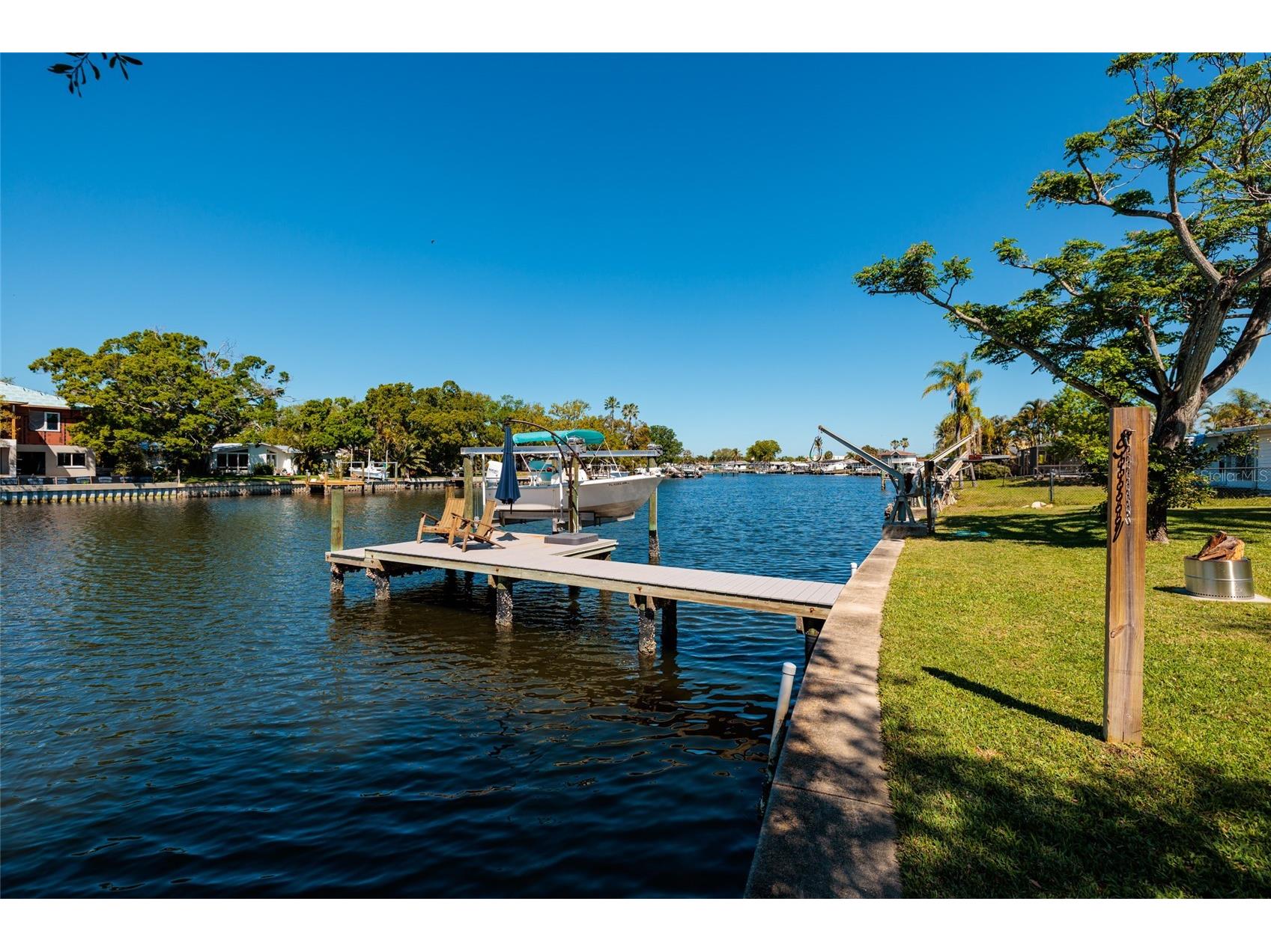 9298 Sun Isle Drive NE Saint Petersburg FL 33702 - GRAND CANAL - RIVIERA BAY TB8490371 image29