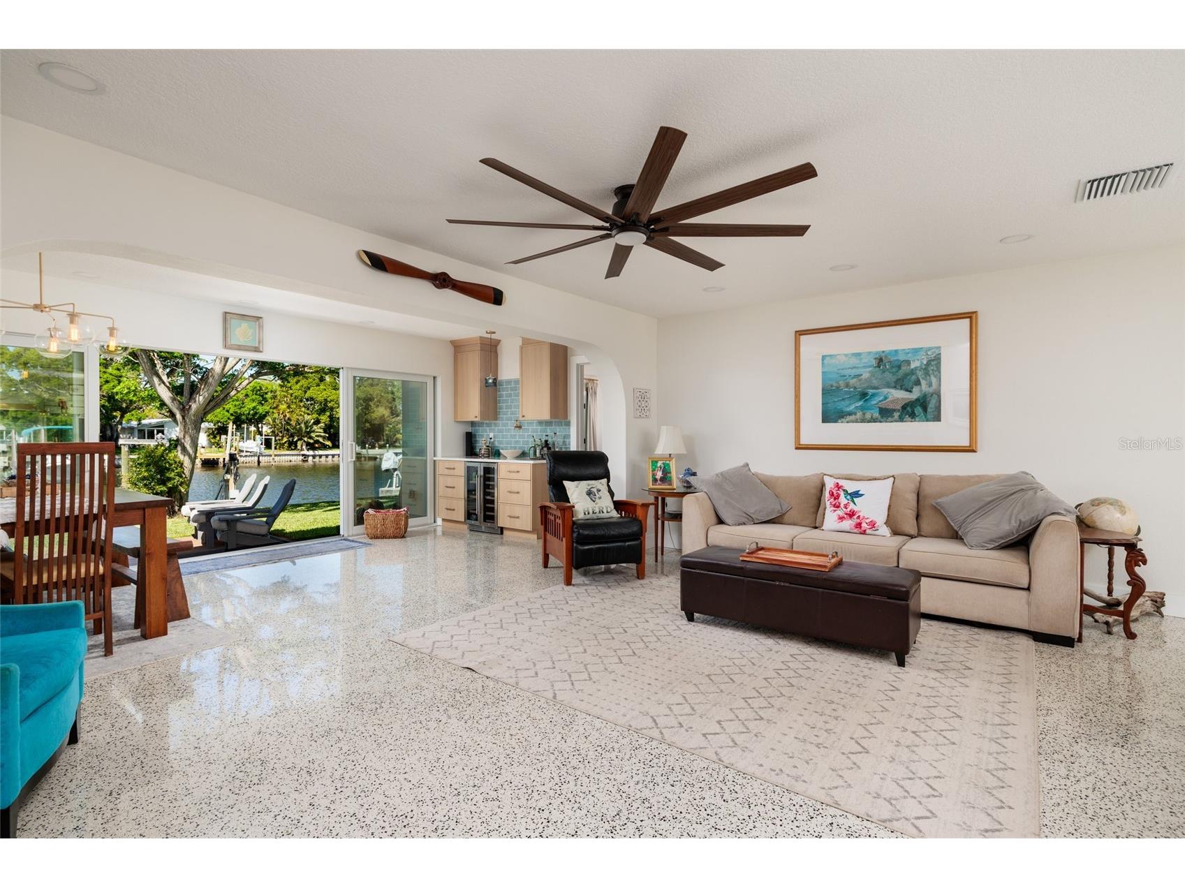 9298 Sun Isle Drive NE Saint Petersburg FL 33702 - GRAND CANAL - RIVIERA BAY TB8490371 image8