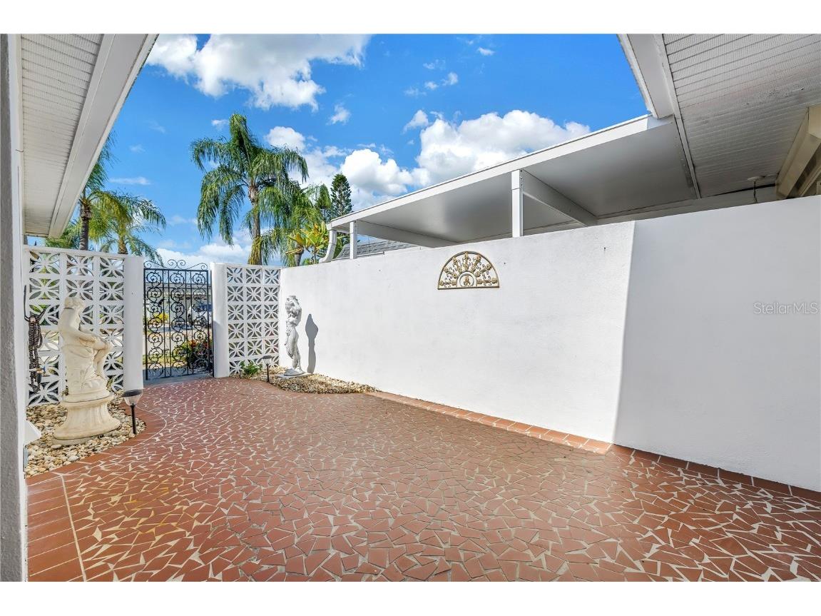 93 Boca Ciega Point Boulevard N #93 Saint Petersburg FL 33708 TB8446833 image10