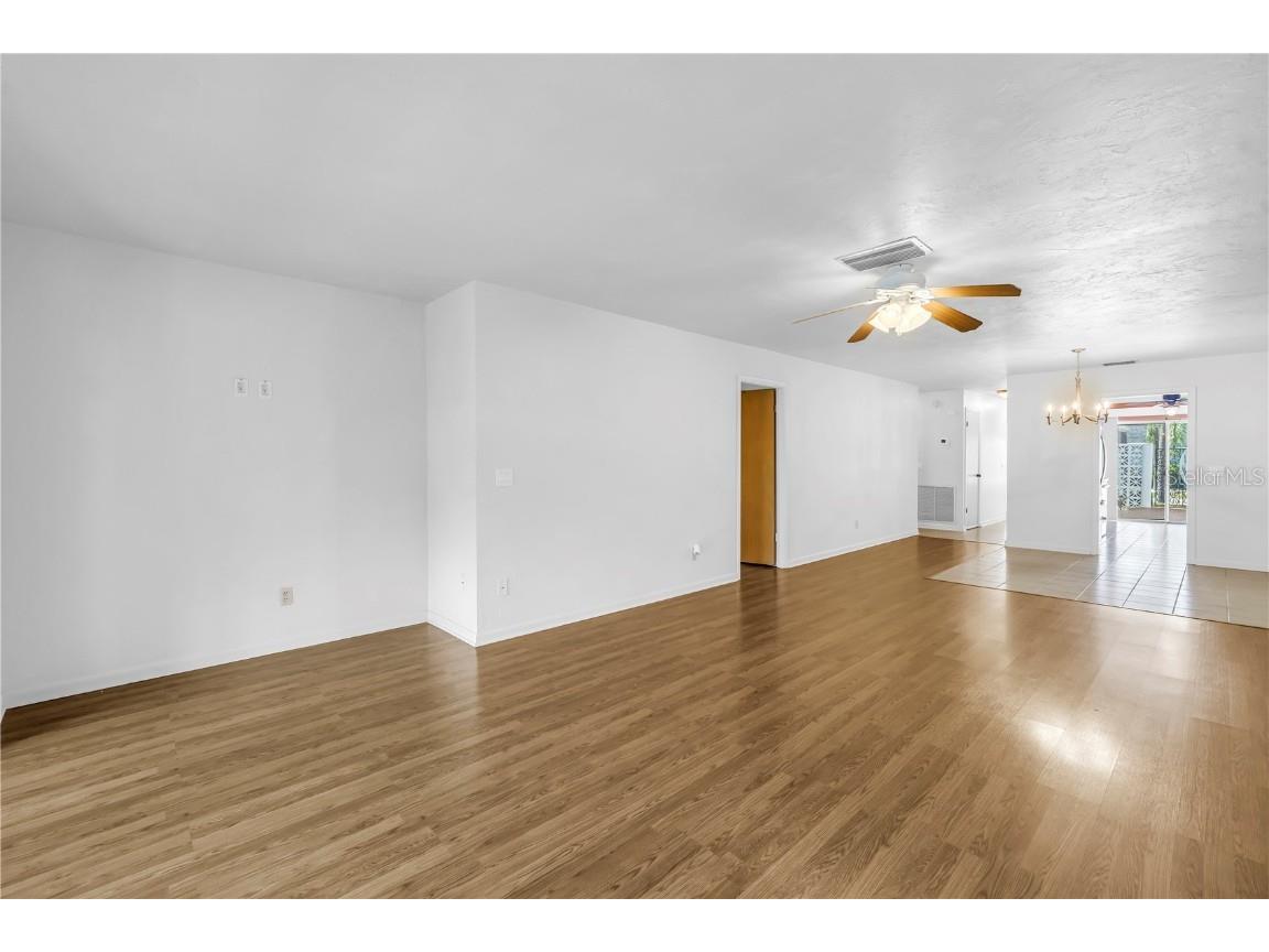 93 Boca Ciega Point Boulevard N #93 Saint Petersburg FL 33708 TB8446833 image19