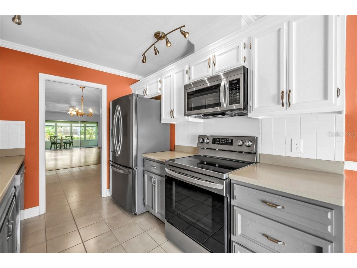 93 Boca Ciega Point Boulevard N #93 Saint Petersburg FL 33708 TB8446833 image27