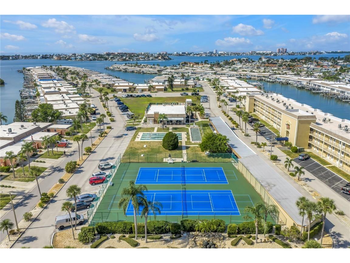 93 Boca Ciega Point Boulevard N #93 Saint Petersburg FL 33708 TB8446833 image6