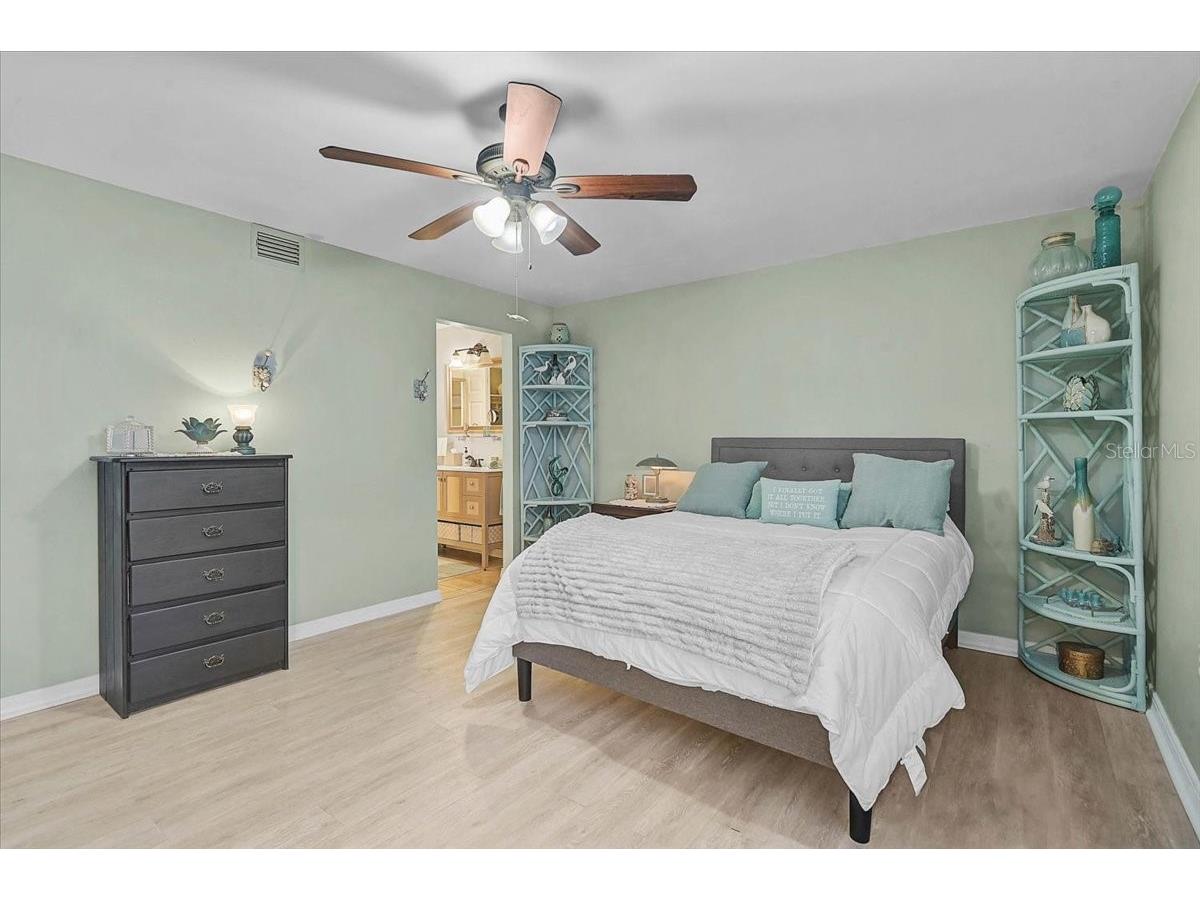 93 Boundary Boulevard #303 Rotonda West FL 33947 A4682166 image13