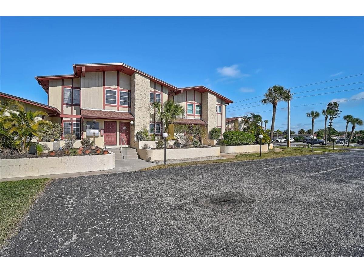 93 Boundary Boulevard #303 Rotonda West FL 33947 A4682166 image35