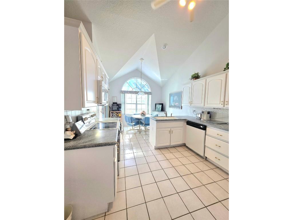 93 Hickory Loop Ocala FL 34472 GC534564 image11