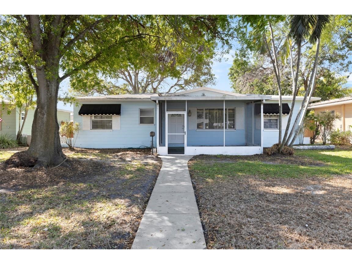 930 40th Avenue NE Saint Petersburg FL 33703 TB8354790 image1