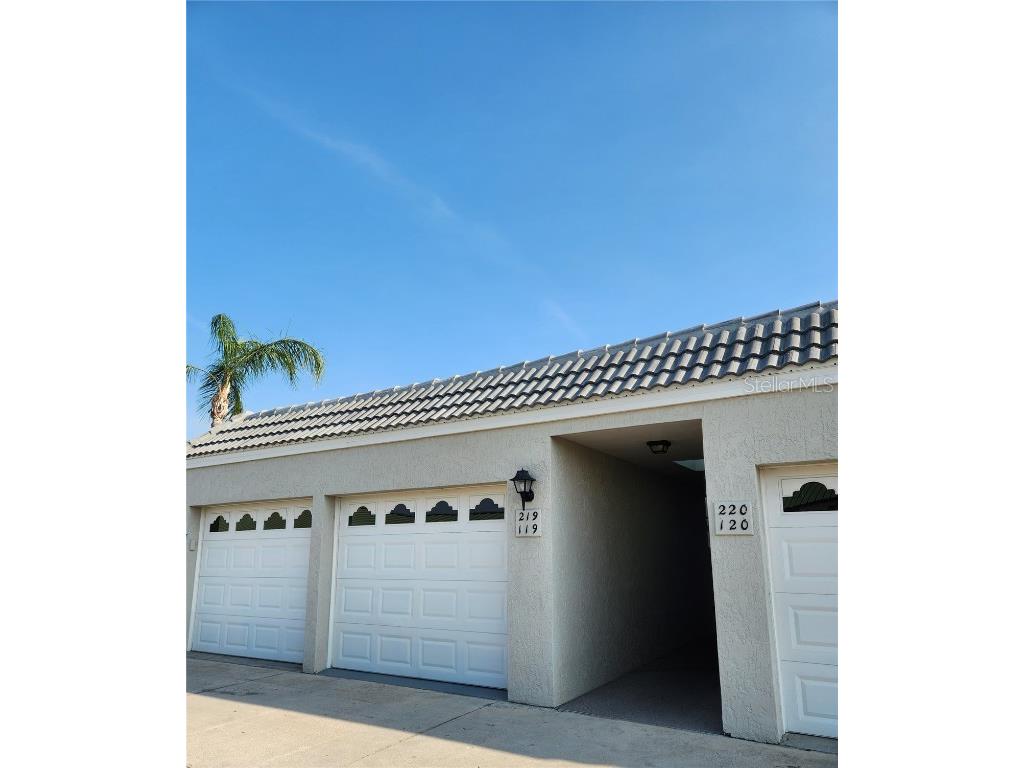 930 Capri Isles Boulevard #119 Venice FL 34292 A4562066 image1