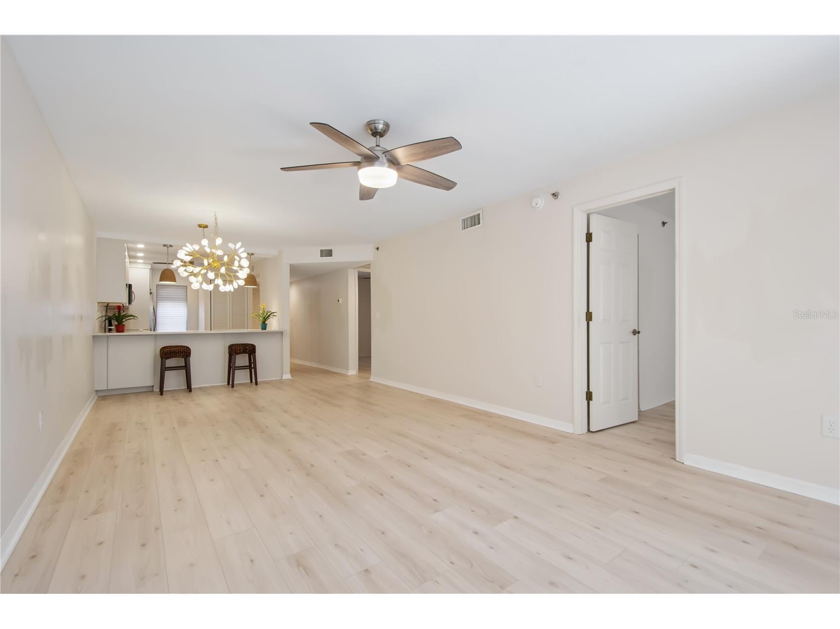 930 Capri Isles Boulevard #120 Venice FL 34292 N6138368 image16