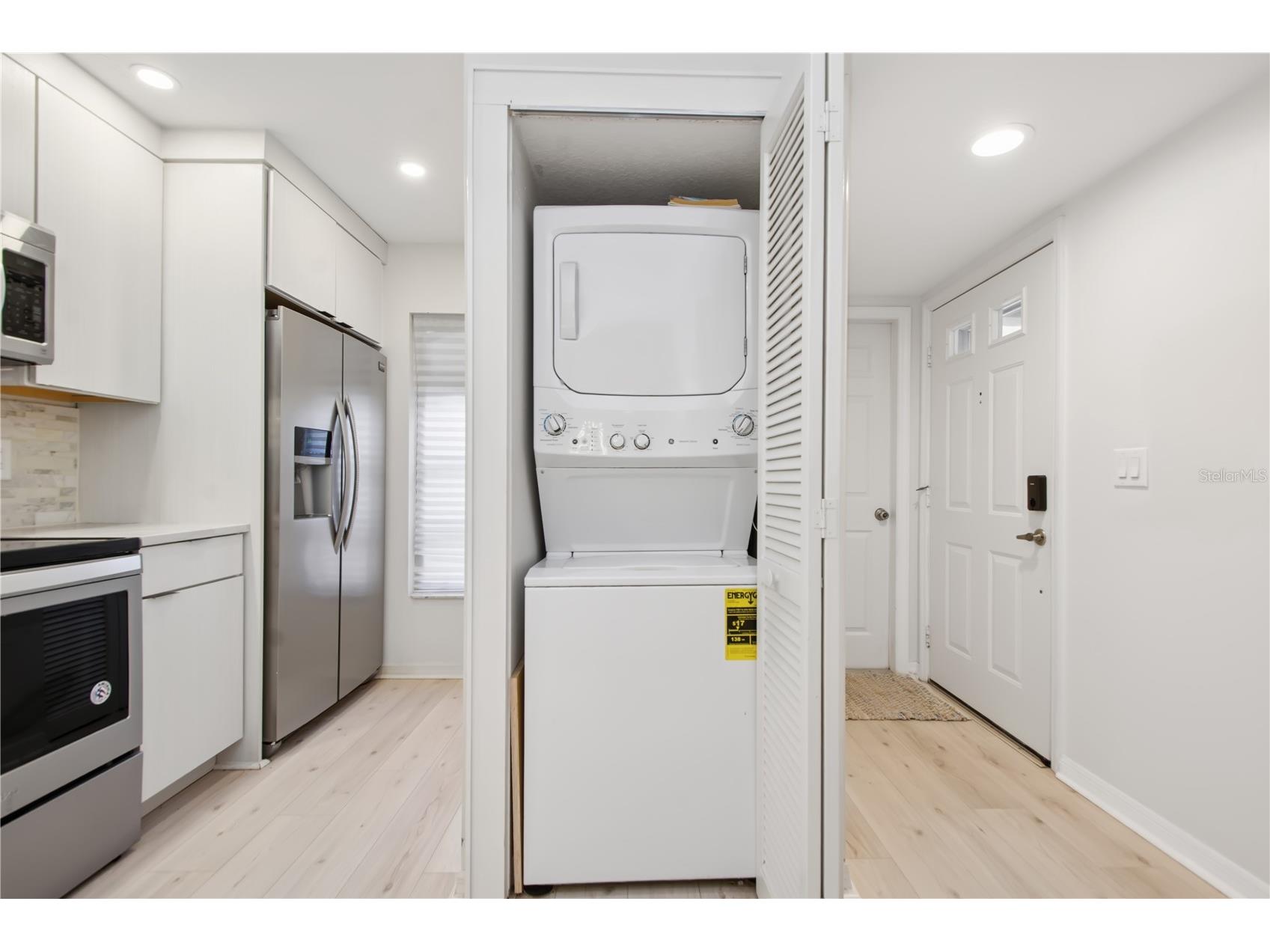 930 Capri Isles Boulevard #120 Venice FL 34292 N6138368 image7