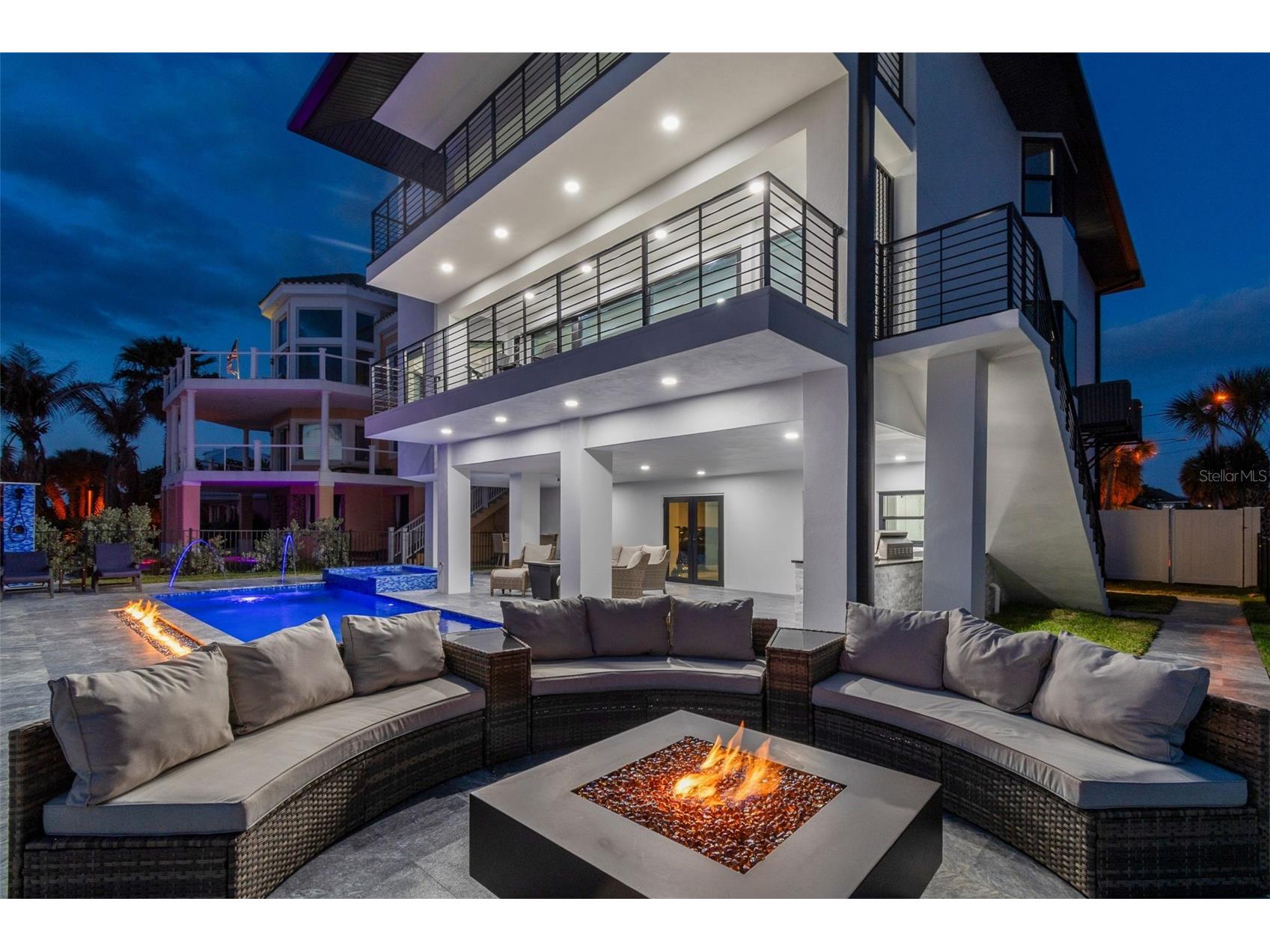 930 Eldorado Avenue Clearwater Beach FL 33767 TB8497025 image100