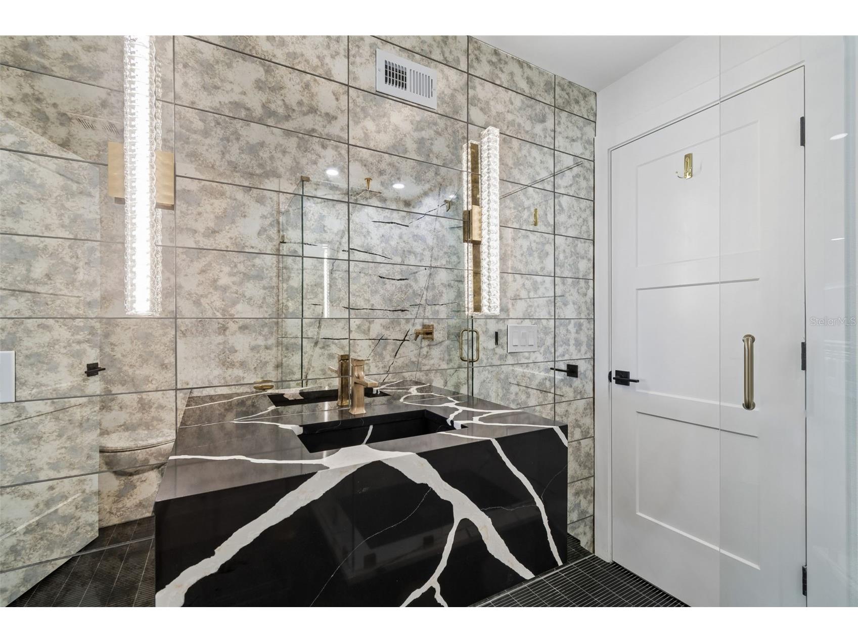 930 Eldorado Avenue Clearwater Beach FL 33767 TB8497025 image30